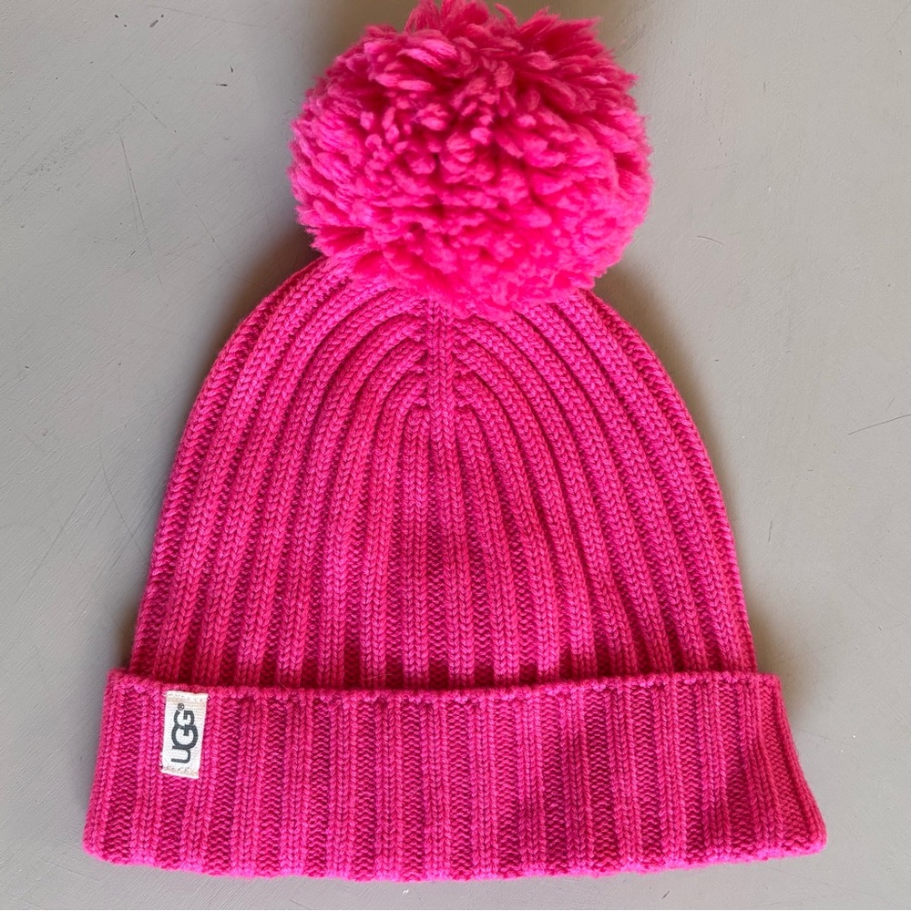 UGG Bright Pink Hue Ribbed Knit Chic Plush Pompom Beanie Hat